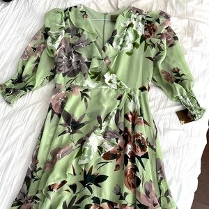 ❌SOLD❌ NWT Floral Flowy Dress